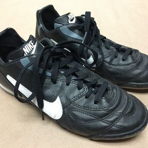 Nike indoor soccer shoes